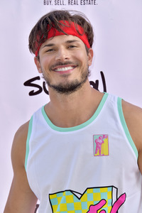 Cassie Scerbo's Spendenaktion in Malibu