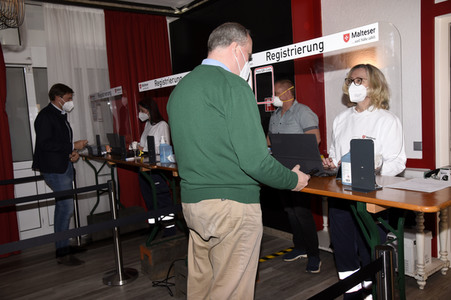 Eröffnung eines Schnelltestzentrums in Kirchheim