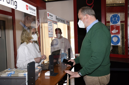 Eröffnung eines Schnelltestzentrums in Kirchheim