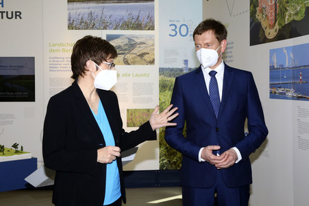 Pressetermin mit Annegret Kramp-Karrenbauer und Michael Kretschmer in Boxberg