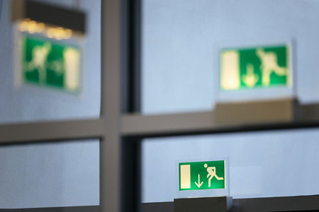 Symbolfoto Notausgang