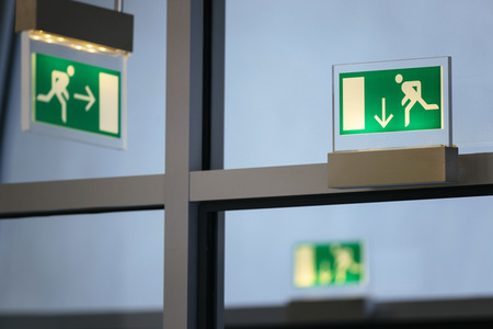 Symbolfoto Notausgang