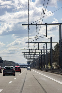 Autobahn-Oberleitungen in Mörfelden-Walldorf