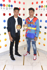 Konzert Pre-Dinner von JNA in Los Angeles