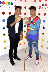 Konzert Pre-Dinner von JNA in Los Angeles