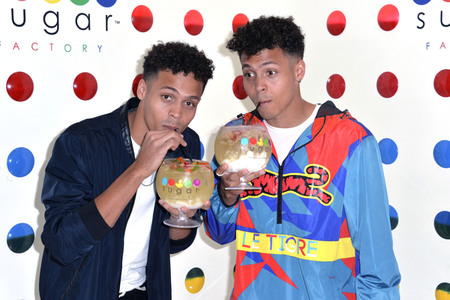 Konzert Pre-Dinner von JNA in Los Angeles