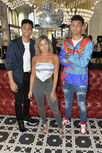 Konzert Pre-Dinner von JNA in Los Angeles