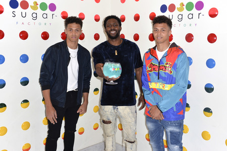 Konzert Pre-Dinner von JNA in Los Angeles