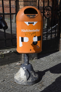 Symbolfoto Berliner Mülleimer