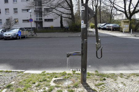 Symbolfoto Wasserpumpe