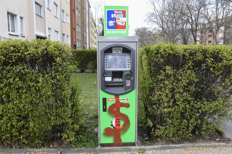 Symbolfoto Geldautomat