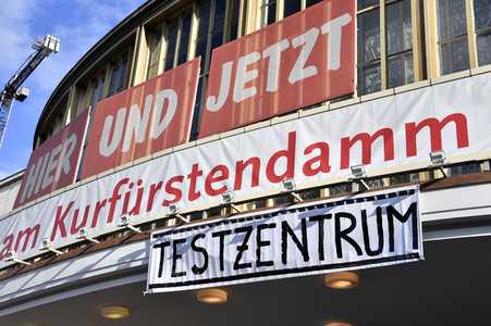 Fototermin mit dem Ensemble von 'Vorhang auf für Cyrano' in Berlin