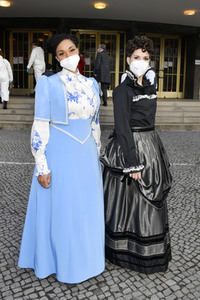 Fototermin mit dem Ensemble von 'Vorhang auf für Cyrano' in Berlin