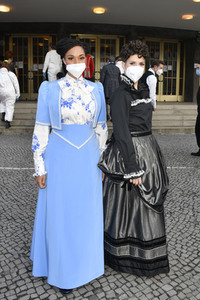 Fototermin mit dem Ensemble von 'Vorhang auf für Cyrano' in Berlin