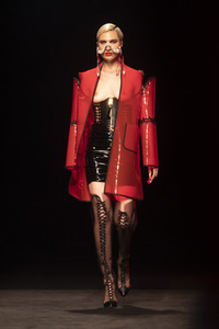 Maya Hansen Fashion Show auf der 73. Mercedes-Benz Fashion Week Madrid
