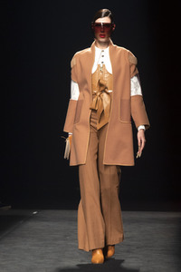 Maya Hansen Fashion Show auf der 73. Mercedes-Benz Fashion Week Madrid