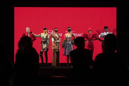 Maya Hansen Fashion Show auf der 73. Mercedes-Benz Fashion Week Madrid