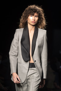 Otrura Fashion Show auf der 73. Mercedes-Benz Fashion Week Madrid