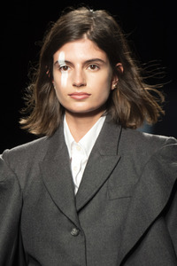 Otrura Fashion Show auf der 73. Mercedes-Benz Fashion Week Madrid