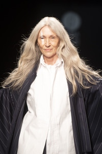 Otrura Fashion Show auf der 73. Mercedes-Benz Fashion Week Madrid