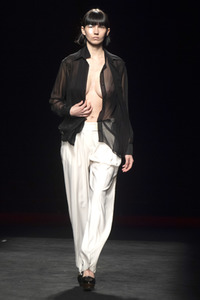 Otrura Fashion Show auf der 73. Mercedes-Benz Fashion Week Madrid