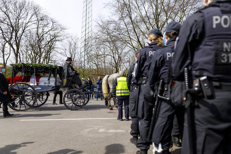 Beerdigung eines hochrangigen Clan-Mitglieds in Leverkusen