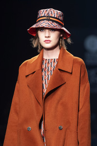 Maite by Lola Casademunt Fashion Show auf der 73. Mercedes-Benz Fashion Week Madrid