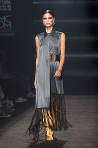 Isabel Sanchis Fashion Show auf der 73. Mercedes-Benz Fashion Week Madrid