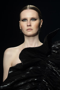 Isabel Sanchis Fashion Show auf der 73. Mercedes-Benz Fashion Week Madrid