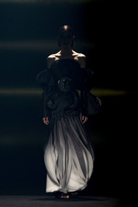 Isabel Sanchis Fashion Show auf der 73. Mercedes-Benz Fashion Week Madrid