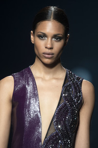 Isabel Sanchis Fashion Show auf der 73. Mercedes-Benz Fashion Week Madrid