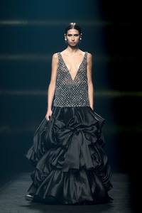 Isabel Sanchis Fashion Show auf der 73. Mercedes-Benz Fashion Week Madrid