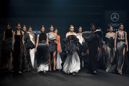 Isabel Sanchis Fashion Show auf der 73. Mercedes-Benz Fashion Week Madrid