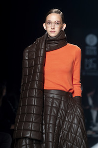 Angel Schlesser Fashion Show auf der 73. Mercedes-Benz Fashion Week Madrid