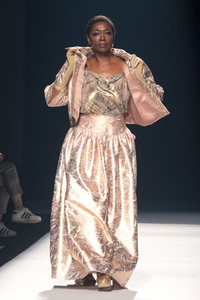 Angel Schlesser Fashion Show auf der 73. Mercedes-Benz Fashion Week Madrid