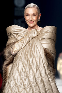 Angel Schlesser Fashion Show auf der 73. Mercedes-Benz Fashion Week Madrid