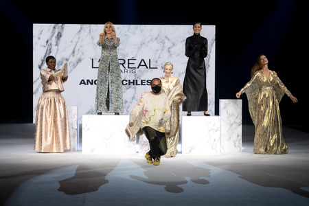 Angel Schlesser Fashion Show auf der 73. Mercedes-Benz Fashion Week Madrid