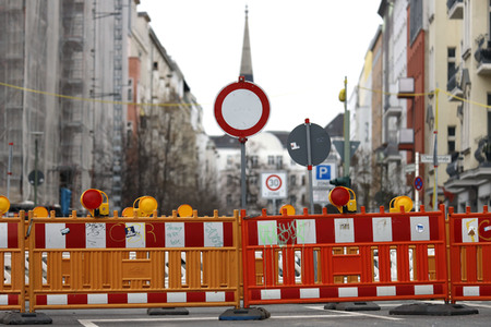 Symbolfoto Straßensperre