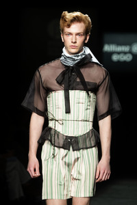 Sergio Villasante Show auf der EGO Mercedes-Benz Fashion Week Madrid