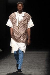 Sergio Villasante Show auf der EGO Mercedes-Benz Fashion Week Madrid