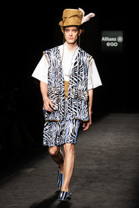 Sergio Villasante Show auf der EGO Mercedes-Benz Fashion Week Madrid
