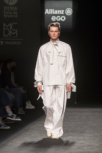 Sergio Villasante Show auf der EGO Mercedes-Benz Fashion Week Madrid