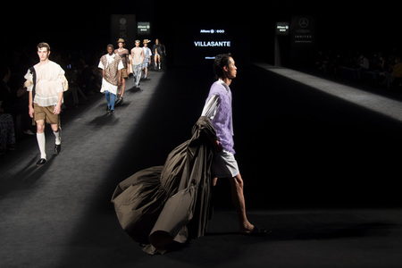 Sergio Villasante Show auf der EGO Mercedes-Benz Fashion Week Madrid