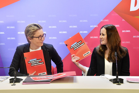 Pressekonferenz zur Wahlprogrammvorstellung der Partei Die Linke in Berlin