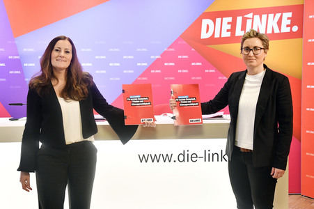 Pressekonferenz zur Wahlprogrammvorstellung der Partei Die Linke in Berlin