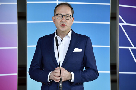 Pressestatement der CDU/CSU-Bundestagsfraktion in Berlin