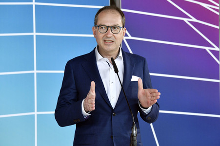 Pressestatement der CDU/CSU-Bundestagsfraktion in Berlin