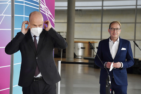 Pressestatement der CDU/CSU-Bundestagsfraktion in Berlin