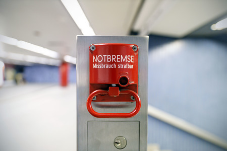 Symbolfoto Bundes-Notbremse