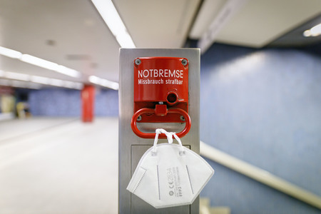 Symbolfoto Bundes-Notbremse